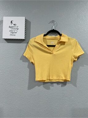 SO Yellow Ribbed Collared Crop Top